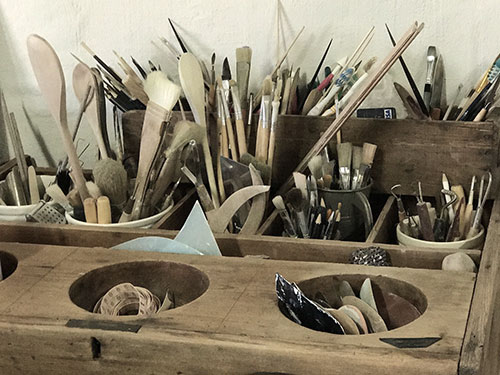 Artist tools and brushes
